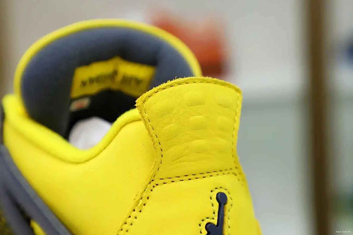 AIR RETRO 4 AIR Kimikick JORDAN 'LIGHTNING' JORDAN 2021 0817
